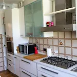 Nel Verde - 4km Da Piacenza Apartman